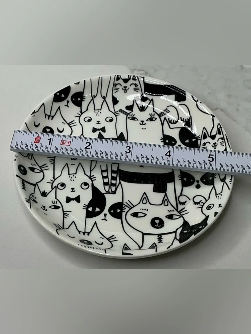 Cat Plate or Cat Dish Dessert Plate Ceramic 5” Kitten Faces White Black NEW